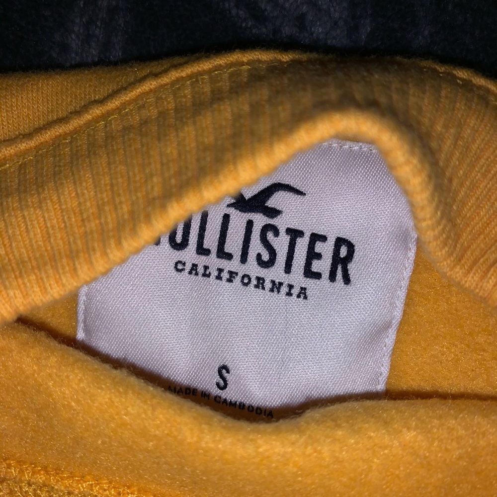 hollister crop top - Picture 2 of 2
